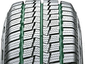 Три продольных канала Hankook RW06 Winter обеспечивают курсовую устойчивость при любых состояниях дороги.