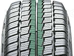 Центральное ребро Hankook RW06 Winter придает устойчивости поведению автомобиля на скорости.